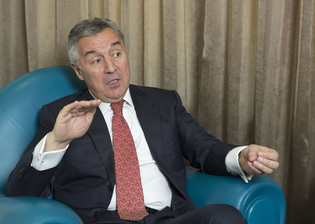 Мило Ђукановић: Оставку нећу поднети!